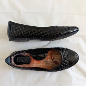 Born Quilted Patent Leather Black Ballet Flats size 5